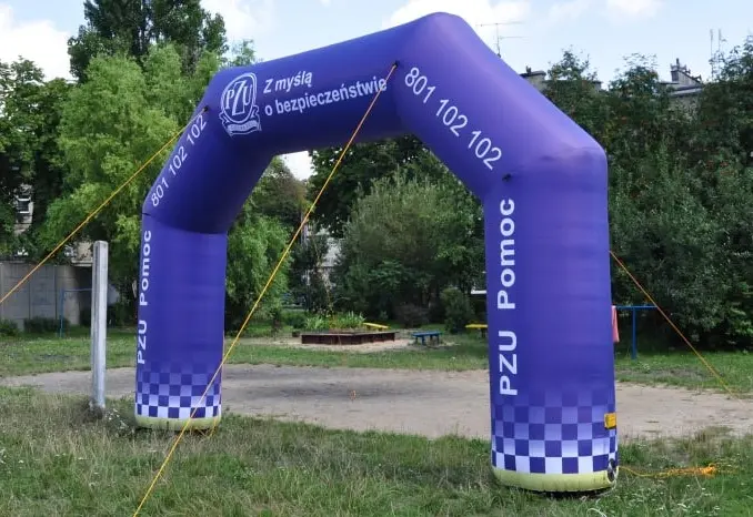 bramy reklamowe dressmaker