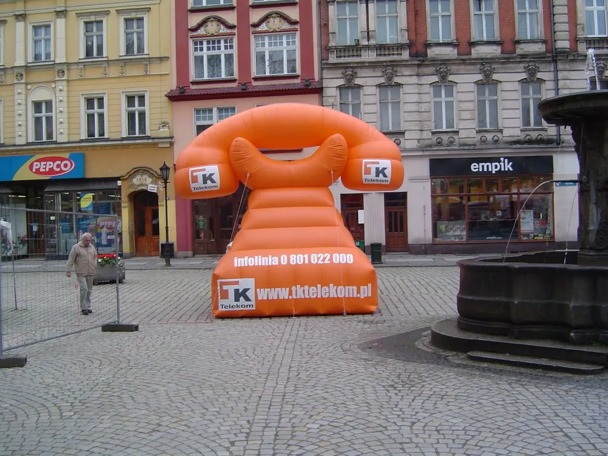 producent nietypowych reklam